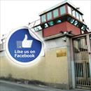 Agenti penitenziari finiscono sotto processo per un like su Facebook: criticarono le condizioni del carcere di Varese