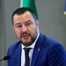 Forze dell'ordine, Salvini annuncia diecimila Poliziotti in pi: saranno assunti con i soldi risparmiati per i migranti