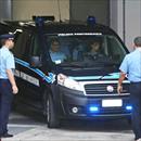 Bloccati telefonini e droga a Poggioreale: arrestate tre persone in visita ai parenti detenuti nel carcere di Napoli