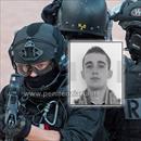 Poliziotti penitenziari francesi accoltellati al volto da un detenuto che si barrica: uccisa la compagna dopo intervento dei reparti speciali